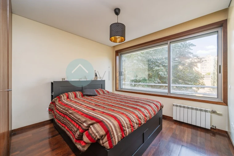 Apartamento T2 para Venda em Paranhos Foto 16