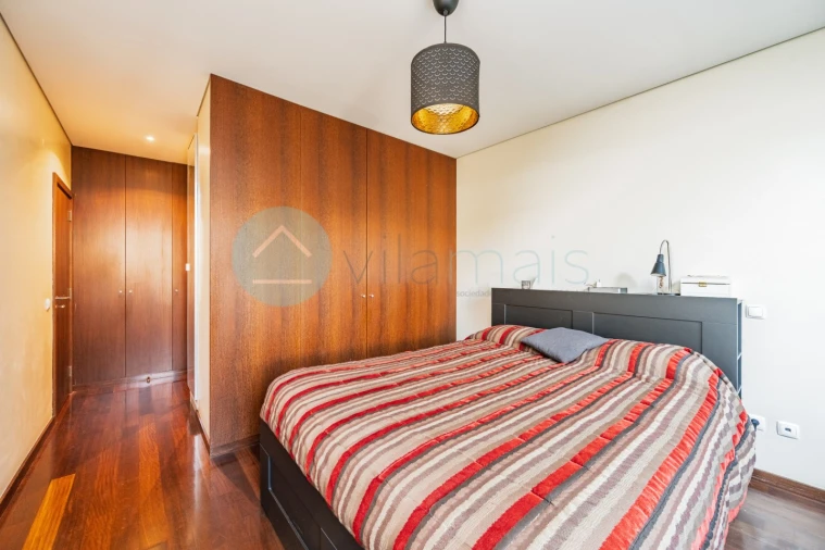Apartamento T2 para Venda em Paranhos Foto 18
