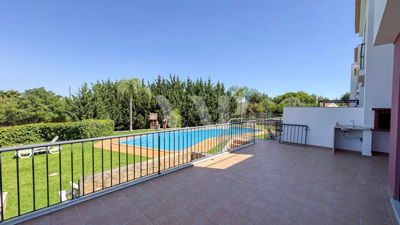 Moradia T3 para Venda em Albufeira e Olhos de Água Foto 3