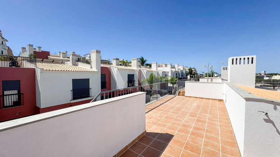 Moradia T3 para Venda em Albufeira e Olhos de Água Foto 23