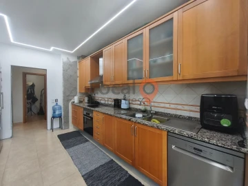 Apartamento T3 para Venda em Lagos (São Sebastião e Santa Maria)