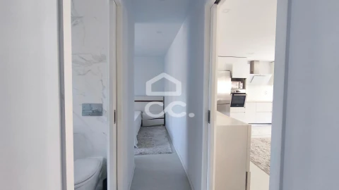 Apartamento T2 para Venda em Oliveira, São Paio e São Sebastião