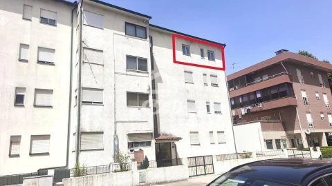 Apartamento T2 para Venda em Oliveira, São Paio e São Sebastião