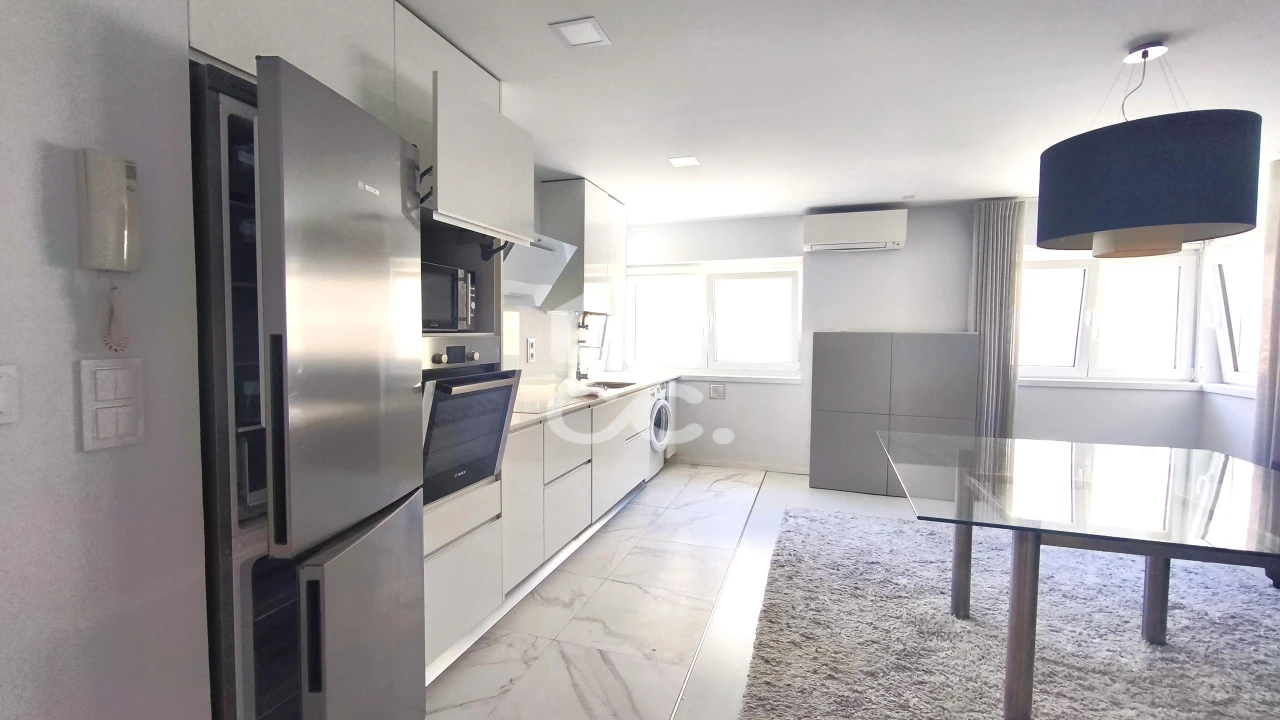 Apartamento T2 para Venda em Oliveira, São Paio e São Sebastião Foto 3