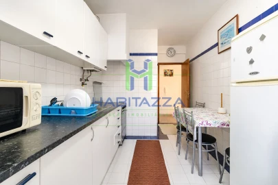 Apartamento T3 para Venda em Lagos (São Sebastião e Santa Maria)