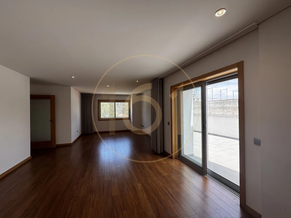 Apartamento T4 para Venda em Matosinhos e Leça da Palmeira Foto 2