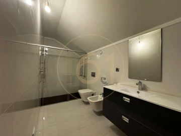 Apartamento T4 para Venda em Matosinhos e Leça da Palmeira