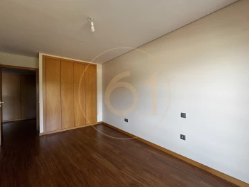 Apartamento T4 para Venda em Matosinhos e Leça da Palmeira