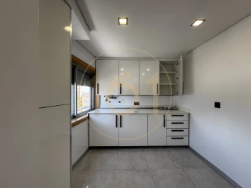 Apartamento T4 para Venda em Matosinhos e Leça da Palmeira
