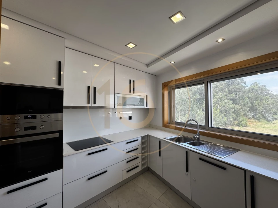 Apartamento T4 para Venda em Matosinhos e Leça da Palmeira Foto 6