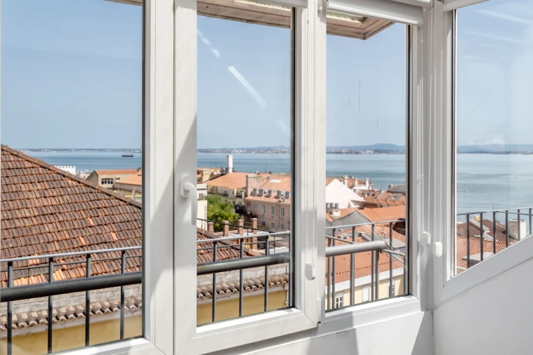 Apartamento T2 para Venda em Santa Maria Maior Foto 12