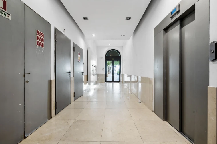 Apartamento T2 para Venda em Santa Maria Maior Foto 24