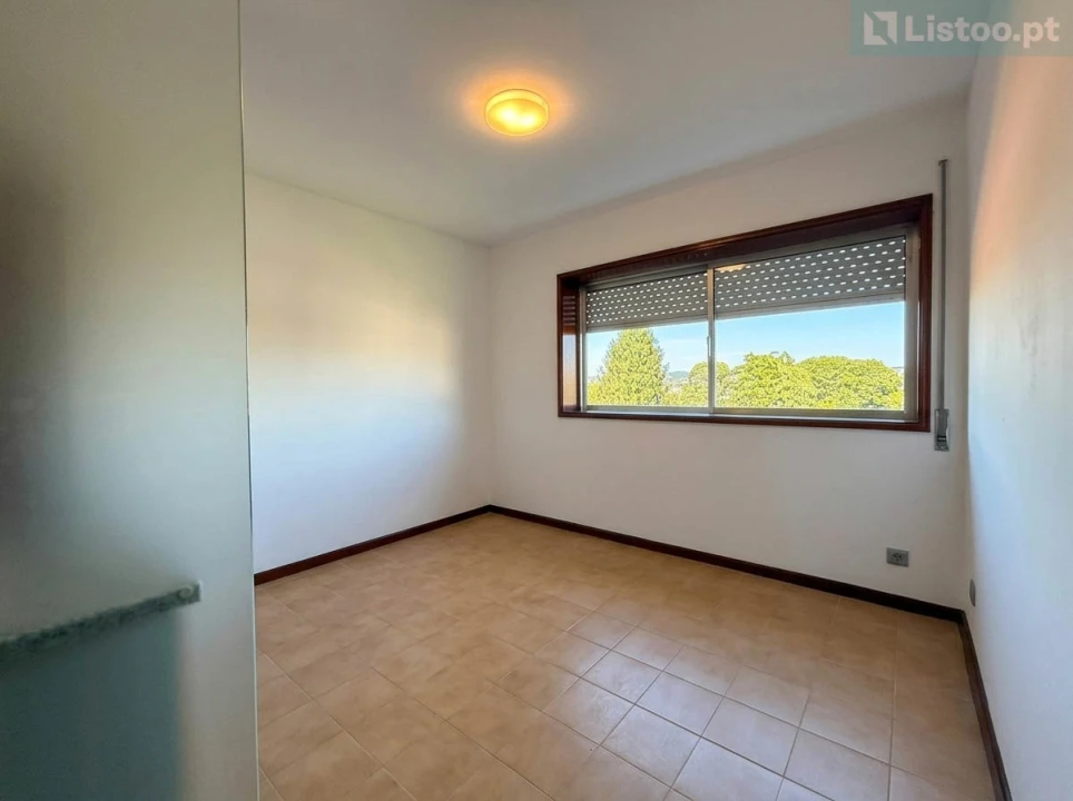 Apartamento T2 para Venda em Oliveira do Douro Foto 4
