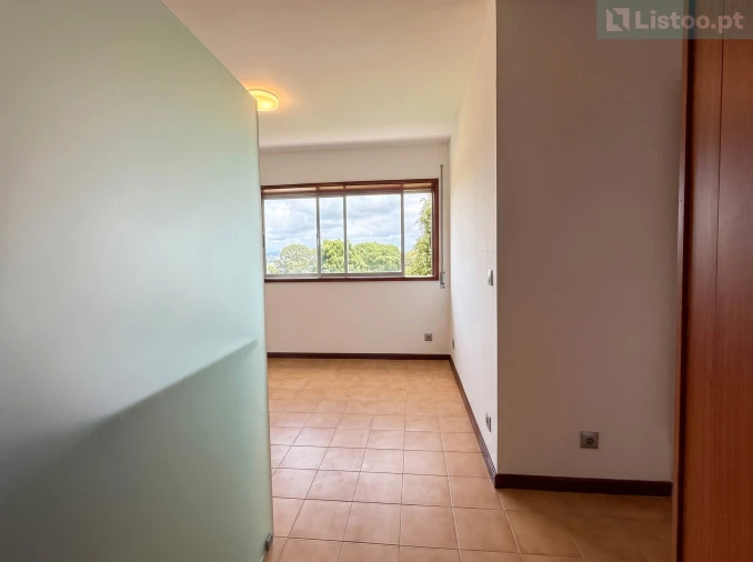 Apartamento T2 para Venda em Oliveira do Douro Foto 3