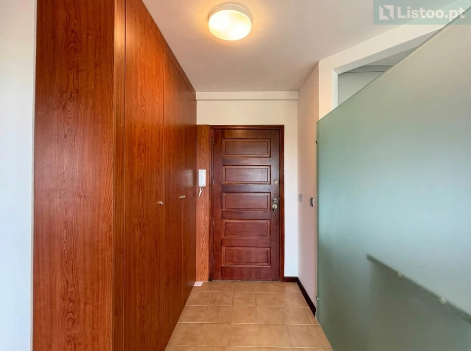 Apartamento T2 para Venda em Oliveira do Douro Foto 2