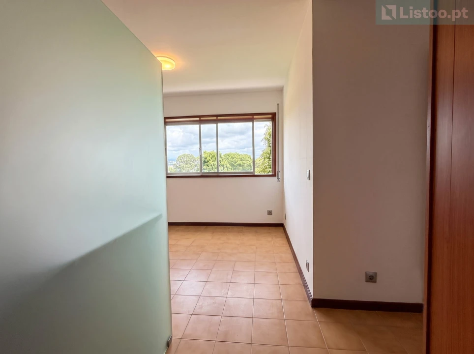 Apartamento T2 para Venda em Oliveira do Douro Foto 3