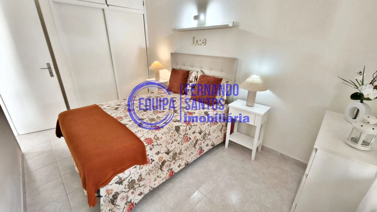 Apartamento T1 para Venda em Armação de Pera Foto 14