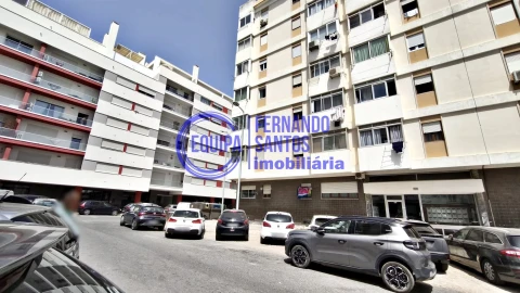 Apartamento T1 para Venda em Armação de Pera