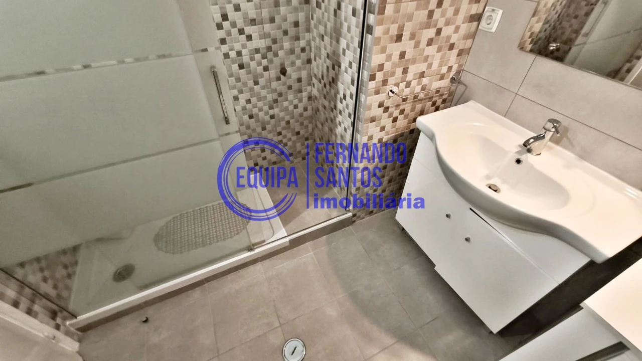 Apartamento T1 para Venda em Armação de Pera Foto 16