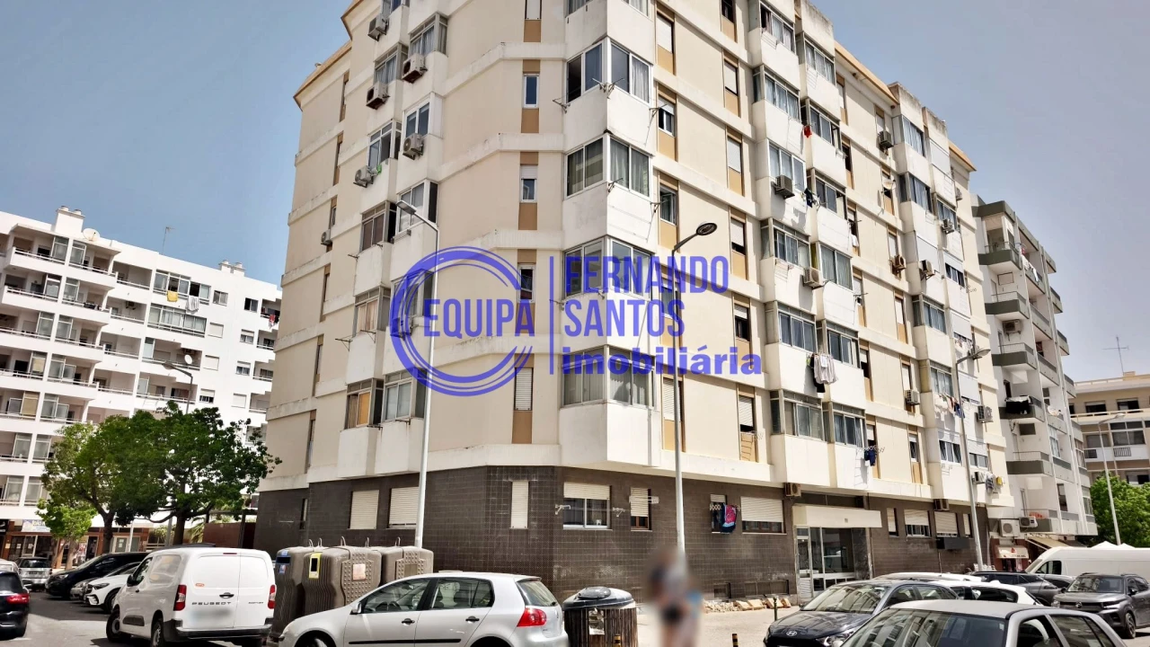 Apartamento T1 para Venda em Armação de Pera Foto 1