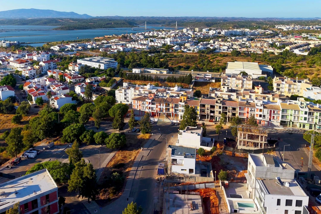 Moradia T3 para Venda em Estômbar e Parchal Foto 40