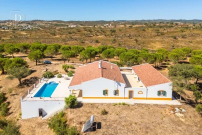 Moradia T4 para Venda em Ourique