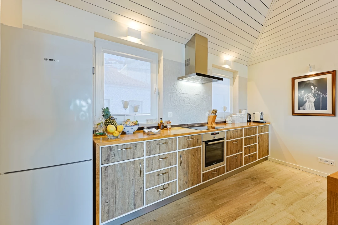 Apartamento T4 para Venda em Santa Maria do Castelo e Santiago e Santa Susana Foto 8