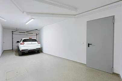 Apartamento T4 para Venda em Santa Maria do Castelo e Santiago e Santa Susana