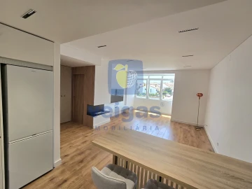 Apartamento T1 para Venda em Charneca de Caparica e Sobreda