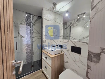Apartamento T1 para Venda em Charneca de Caparica e Sobreda