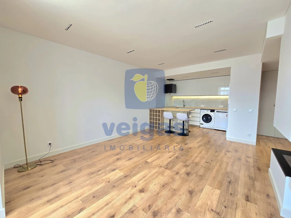 Apartamento T1 para Venda em Charneca de Caparica e Sobreda Planta 4