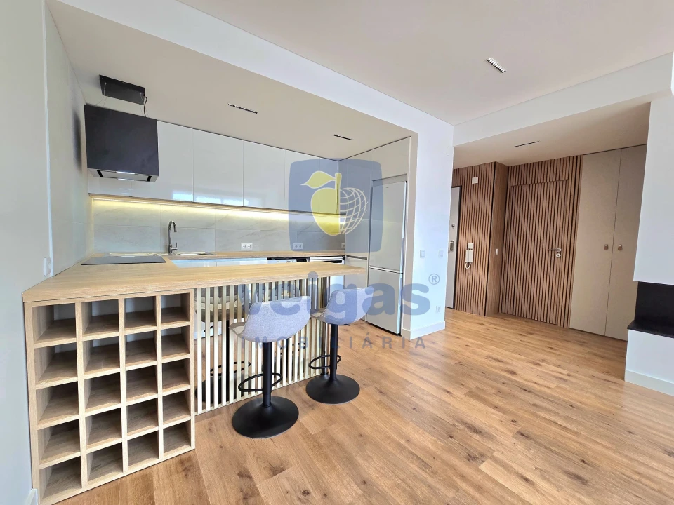 Apartamento T1 para Venda em Charneca de Caparica e Sobreda Foto 8