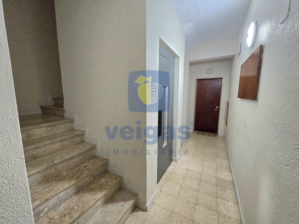 Apartamento T1 para Venda em Charneca de Caparica e Sobreda Foto 20