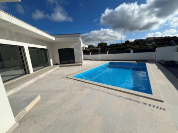 Moradia T3 para Venda em Turquel