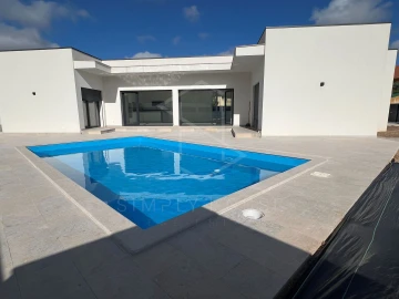 Moradia T3 para Venda em Turquel