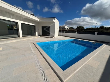 Moradia T3 para Venda em Turquel