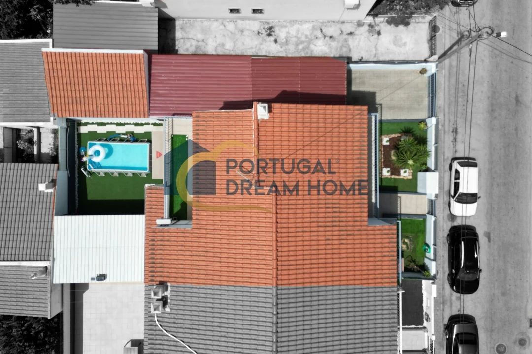 Moradia T4 para Venda em Silves Foto 3