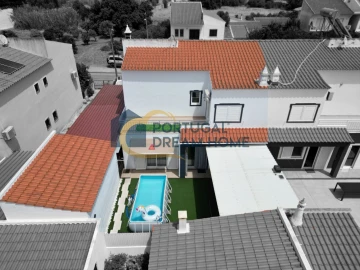 Moradia T4 para Venda em Silves