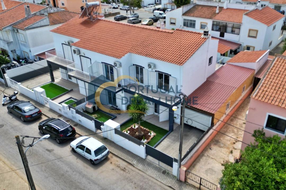 Moradia T4 para Venda em Silves Foto 2