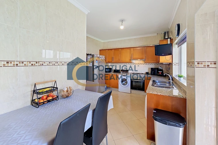 Moradia T4 para Venda em Silves Foto 11