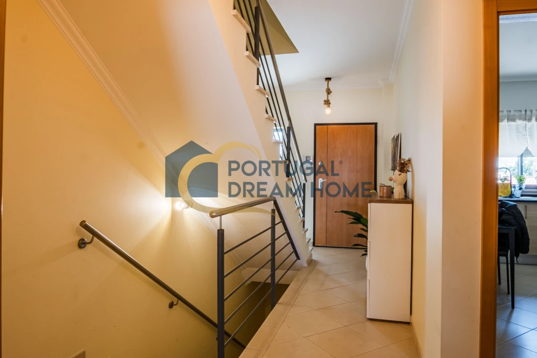 Moradia T3 para Venda em Ferreiras Foto 7