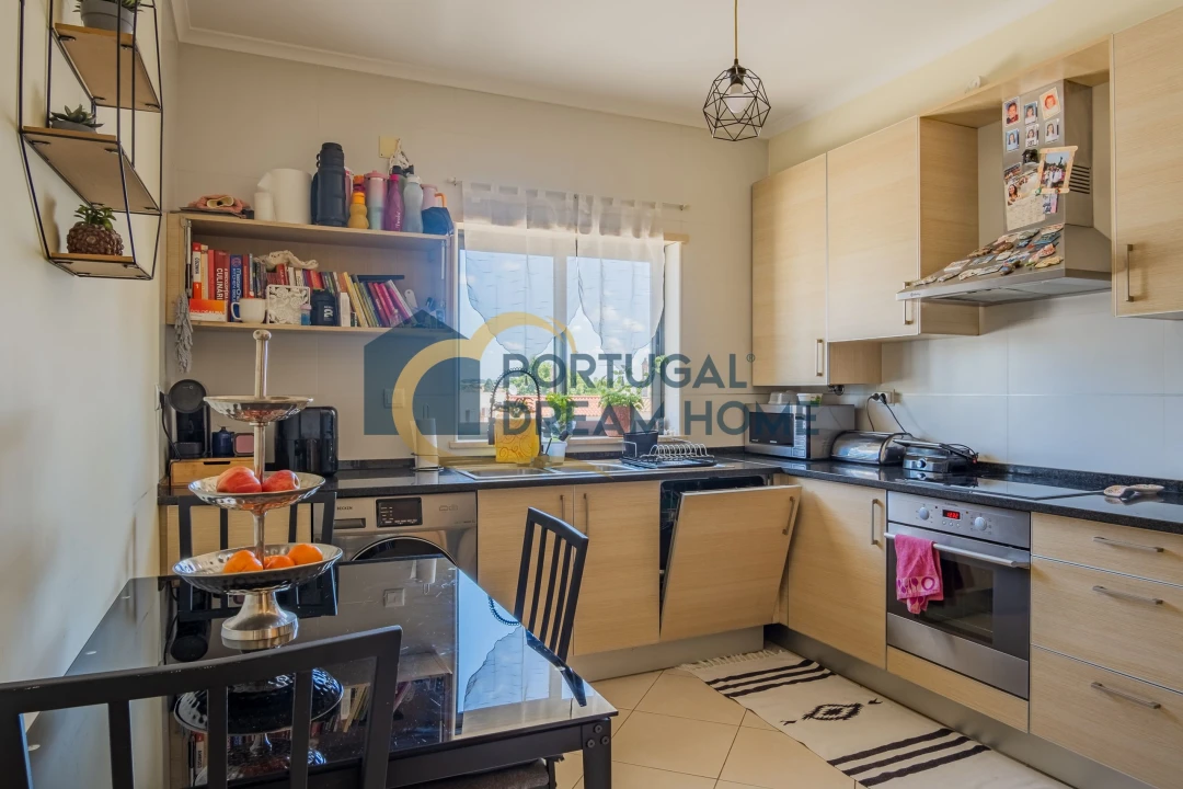 Moradia T3 para Venda em Ferreiras Foto 5