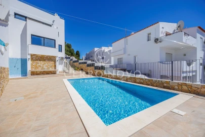 Moradia T3 para Venda em Albufeira e Olhos de Água