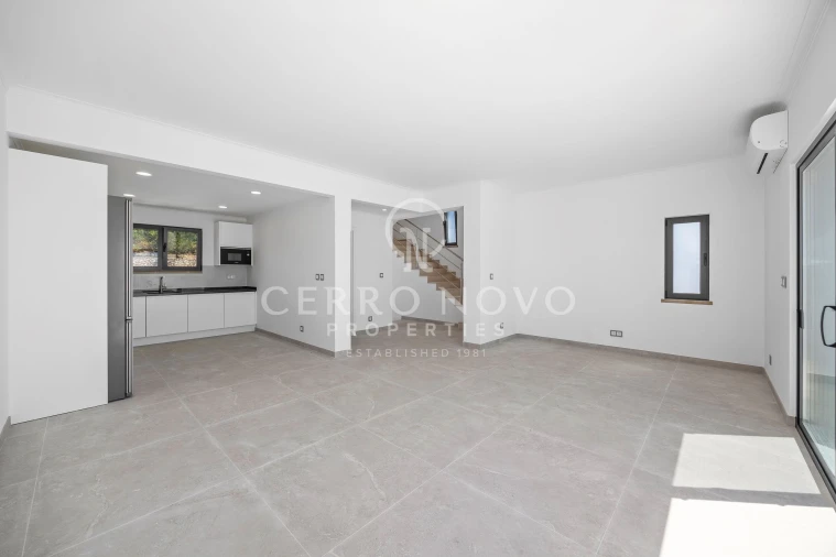 Moradia T3 para Venda em Albufeira e Olhos de Água Foto 2