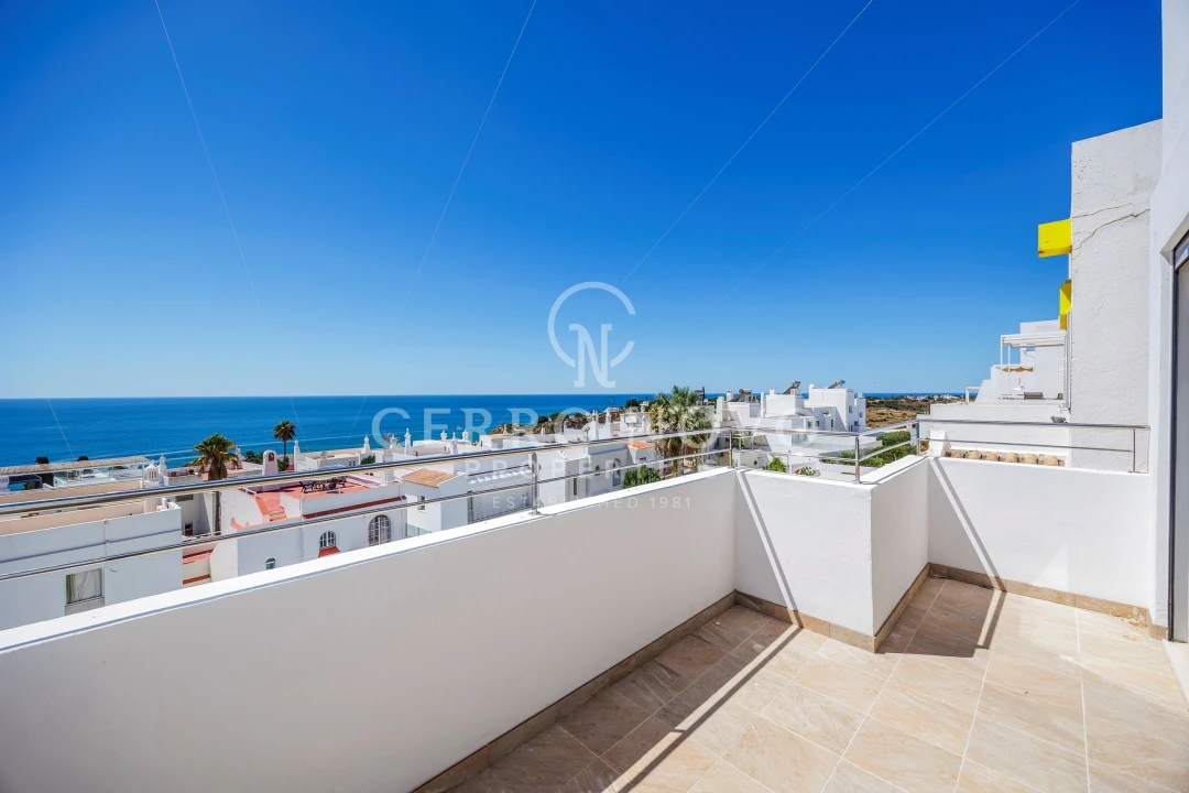 Moradia T3 para Venda em Albufeira e Olhos de Água Foto 24