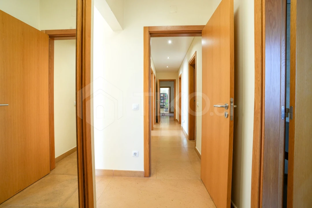Apartamento T3 para Venda em Azambuja Foto 37