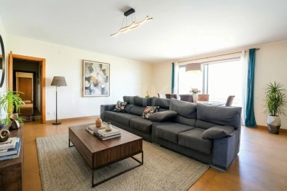 Apartamento T3 para Venda em Azambuja
