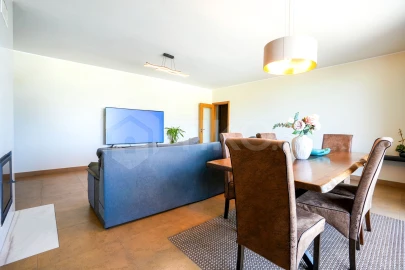 Apartamento T3 para Venda em Azambuja