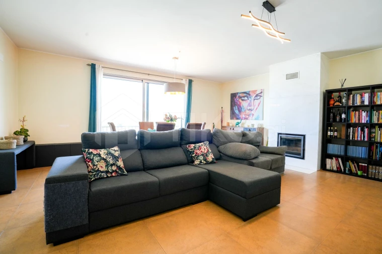 Apartamento T3 para Venda em Azambuja Foto 2
