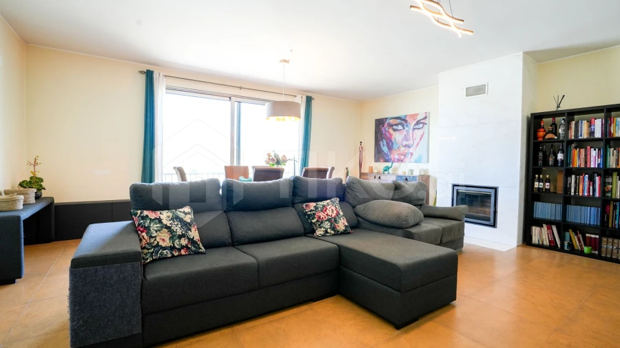 Apartamento T3 para Venda em Azambuja